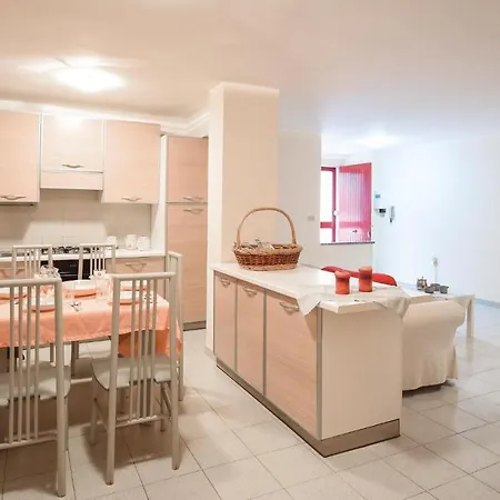 Pericle بيت للعطل برايا إيه ماري